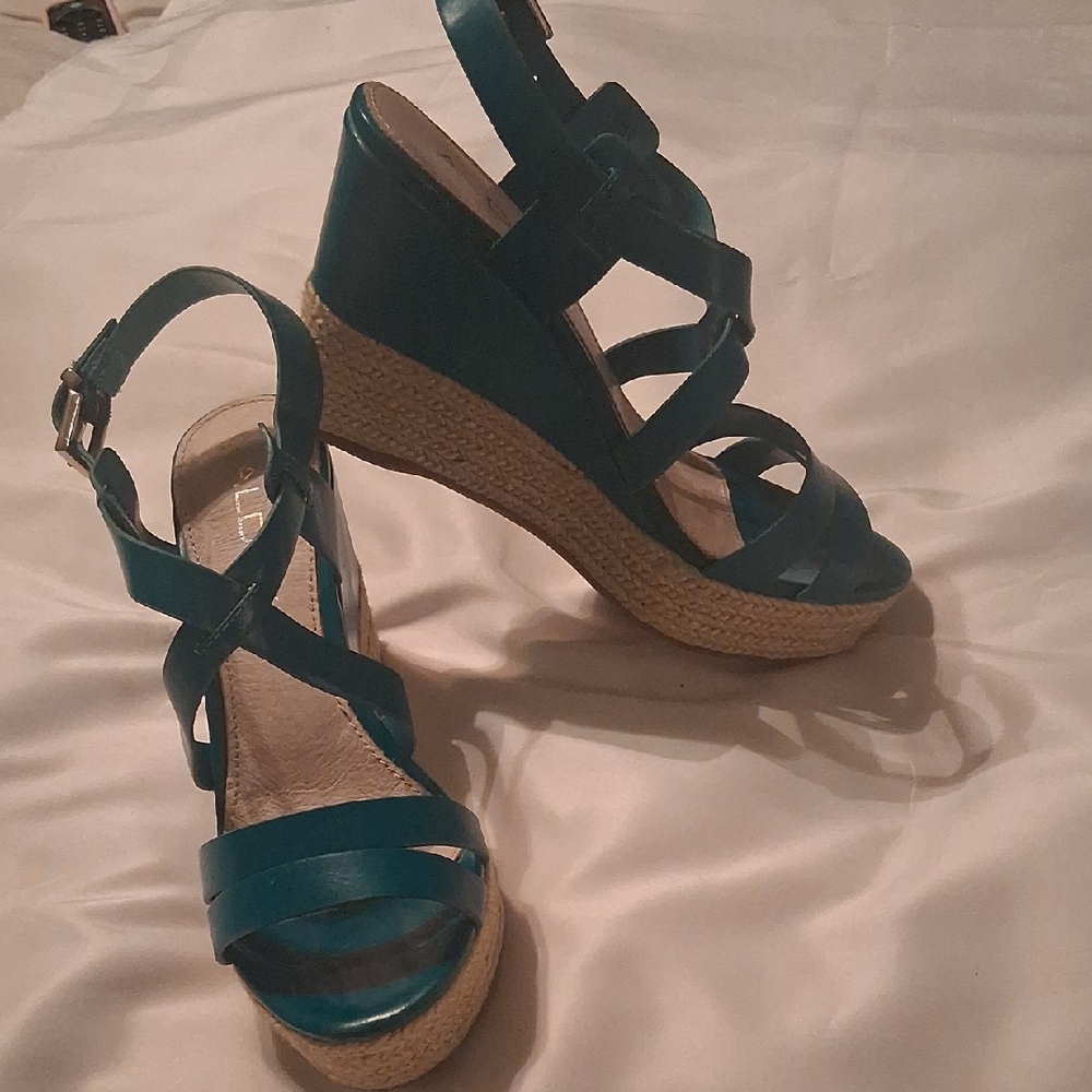 Aldo Strappy Teal Wedges Nwt